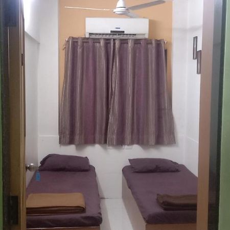 Srujan Sarai Service Apartment Bombay Extérieur photo